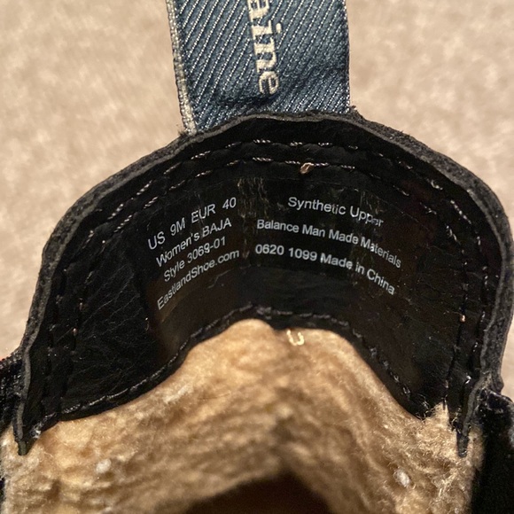 Eastland Baka Chelsea Boot - Picture 7 of 7